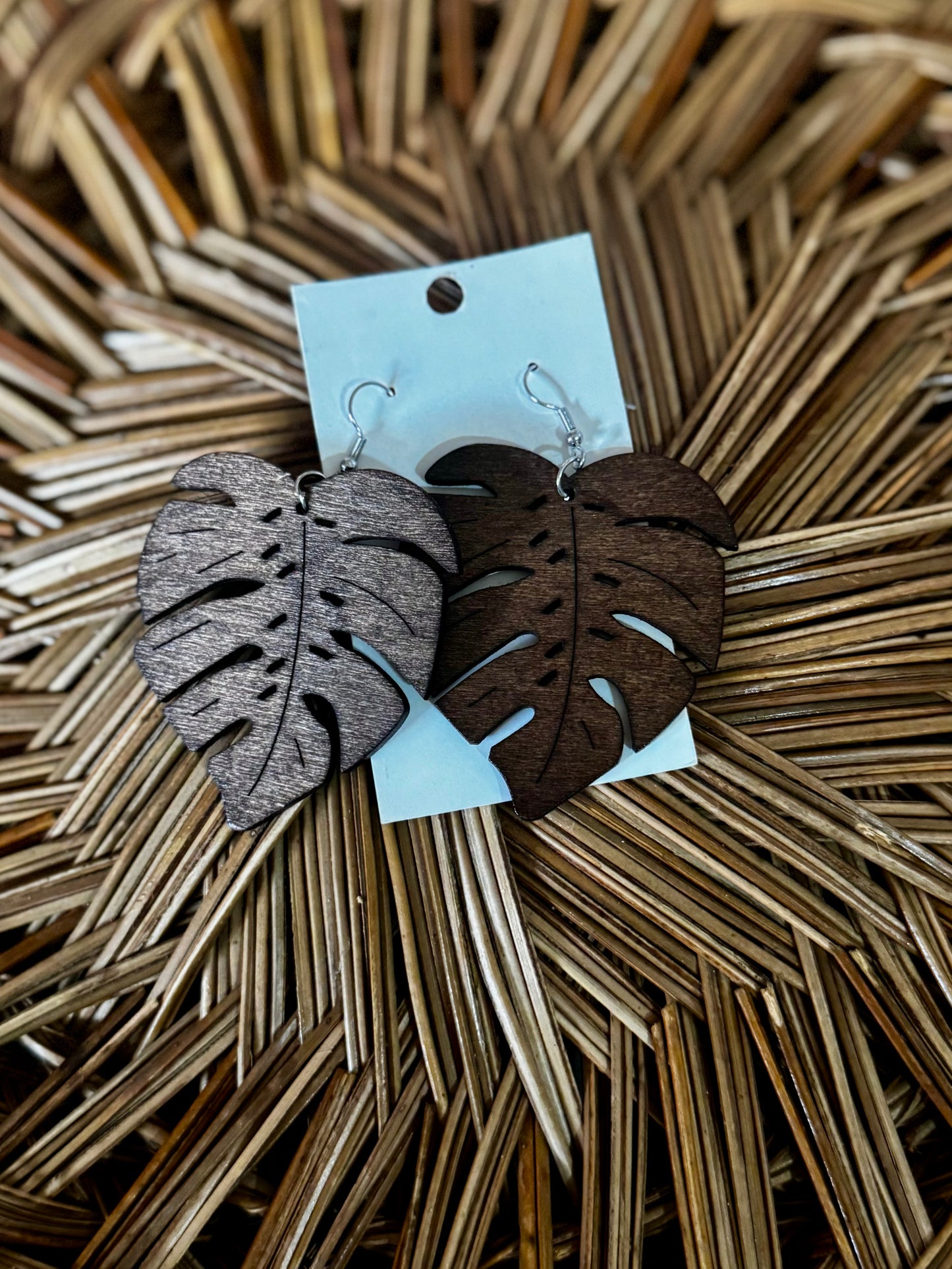 Monstera Leaf Earrings Walnut
